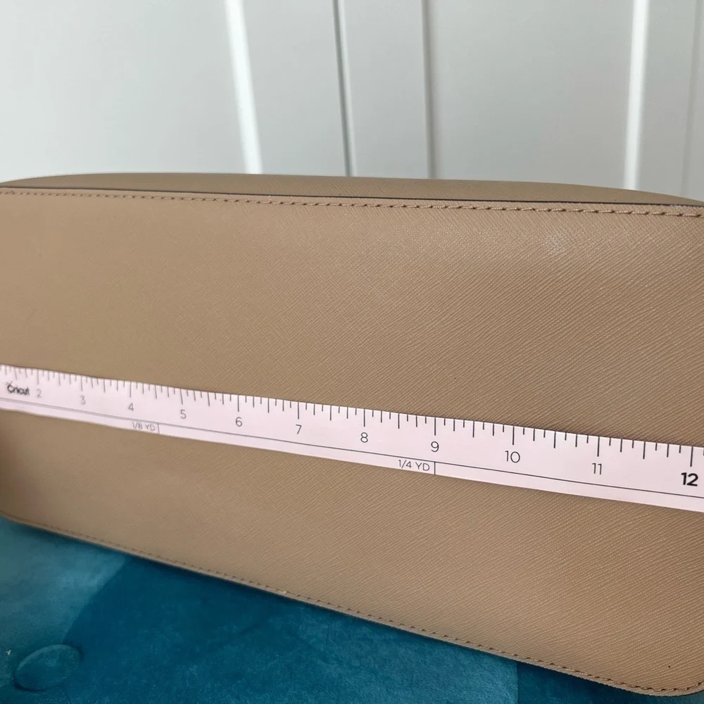MICHAEL KORS Jet Set Tote NWT
